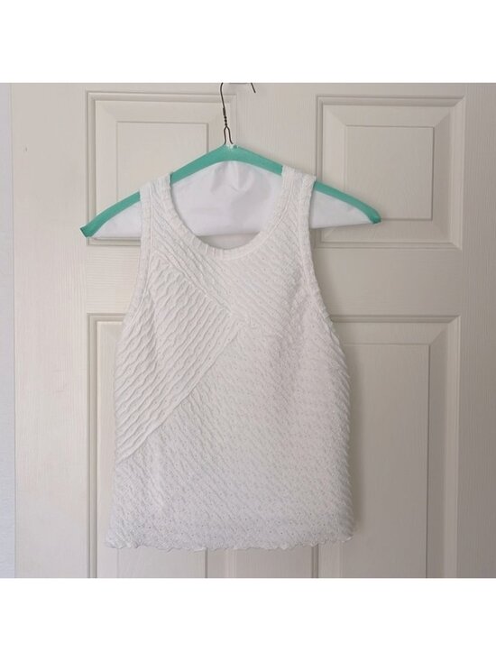 Tops - Women’s White Tank Top S:L